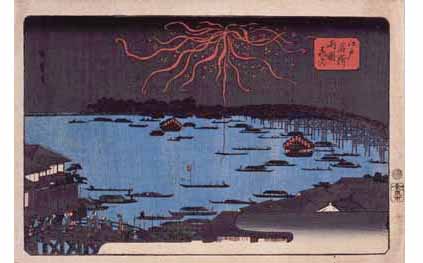 歌川広重「江戸名所　両国花火」隅田川の両国橋付近で打ち上げられた花火。真っ暗な夜空を赤く彩っている。